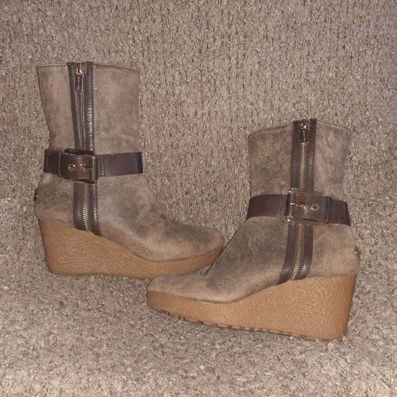 MICHAEL KORS-Lizzie Bootie-Distressed Brown Leather/Suede/Fur-Sz 8-Near Mint - Picture 1 of 9